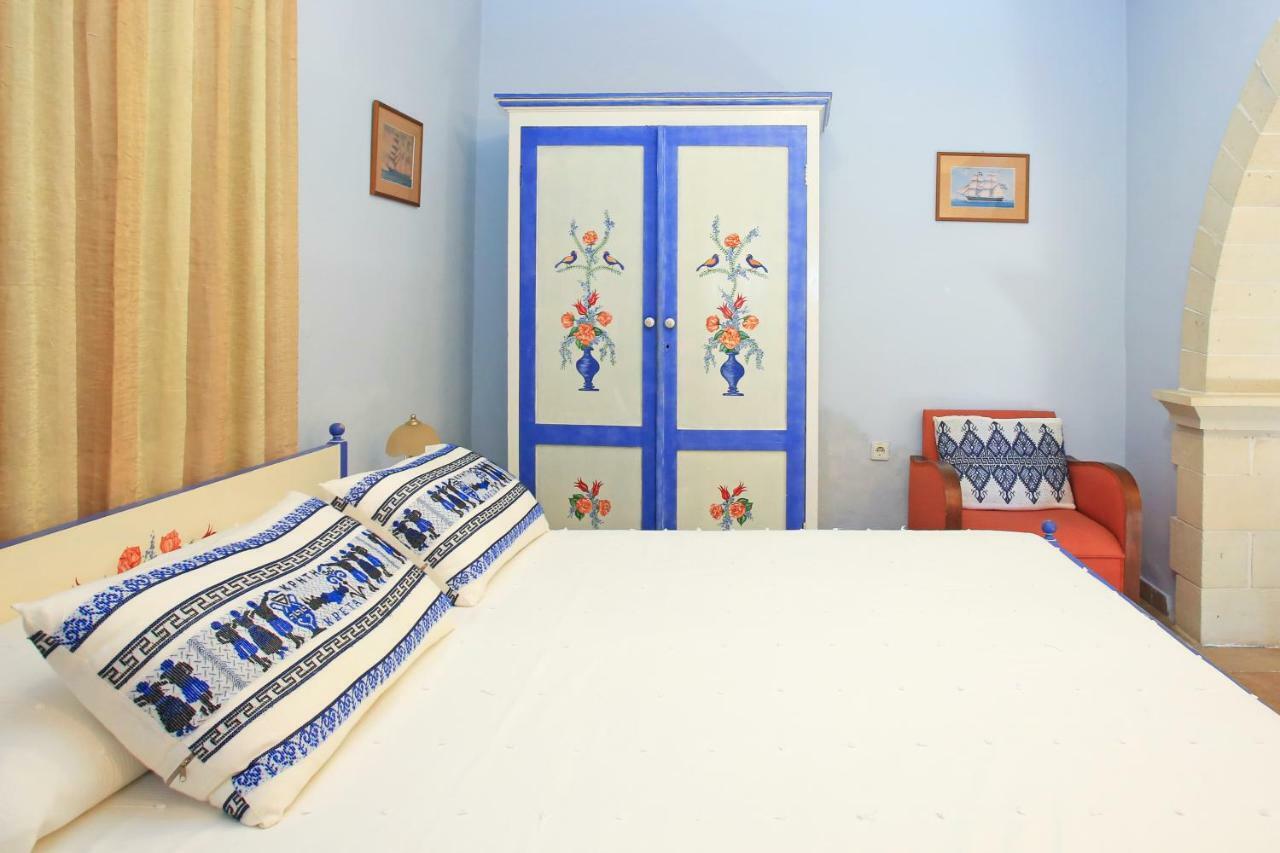 Villa Pasiphae Камиларион Екстериор снимка